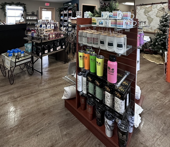 Water bottles, coffee cups, & travel mugs